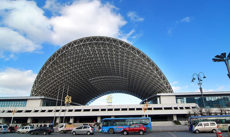 煙臺(tái)火車站